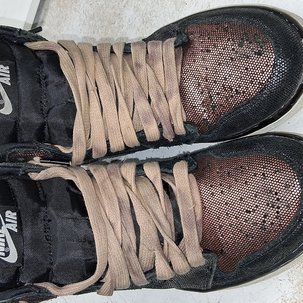 Jordans - Picture 2 of 8